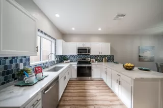 Photo #6: 6022167 Listing 