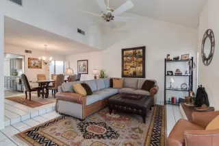 Photo #2: 6022312 Listing