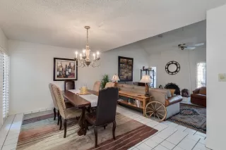 Photo #3: 6022312 Listing