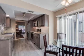 Photo #5: 6022312 Listing