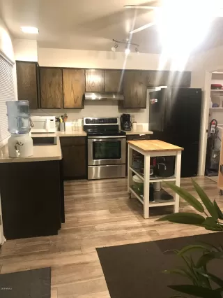 Photo #5: 6022316 Listing