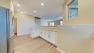 Photo #6: 6022374 Listing