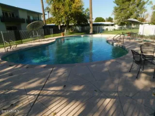 Photo #5: 6022404 Listing