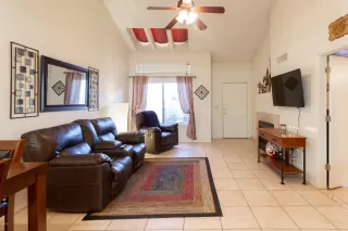 Photo #6: 6022816 Listing