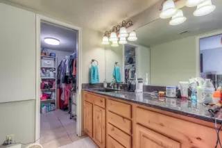 Photo #4: 6022940 Listing 