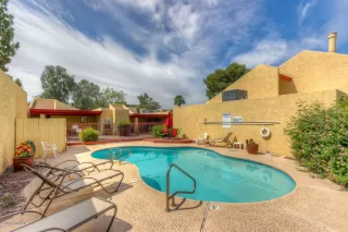 Photo #5: 6022940 Listing 