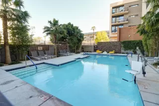 Photo #2: 6022959 Listing 