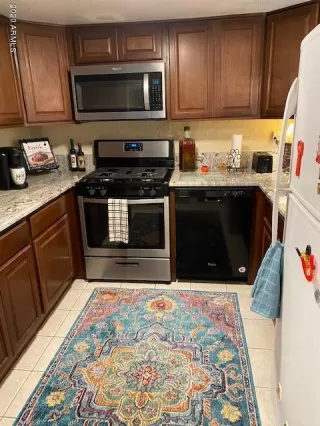 Photo #4: 6023072 Listing