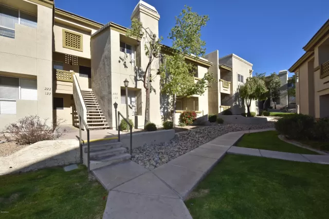 MLS: 6023144 Condo For Sale