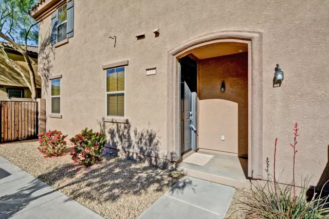 MLS: 6023315 Condo For Sale