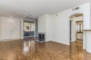 Photo #4: 6023352 Listing 