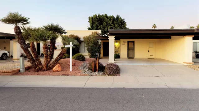 MLS: 6023474 Condo For Sale