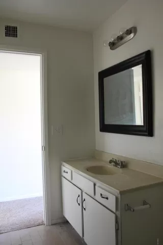 Photo #4: 6023714 Listing