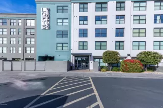 Photo #1: 6023826 Listing 