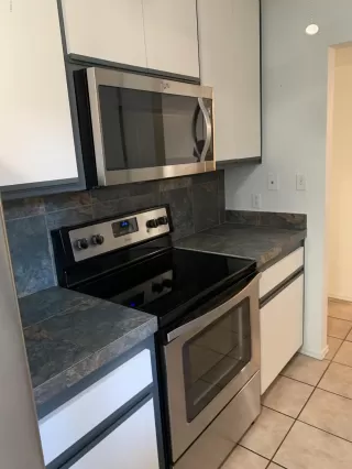 Photo #3: 6024477 Listing 