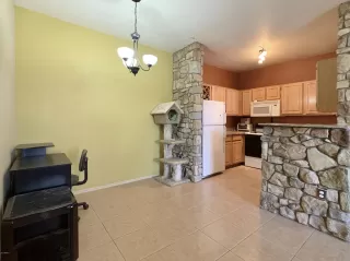 Photo #3: 6024496 Listing