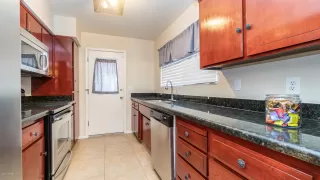 Photo #5: 6024625 Listing 