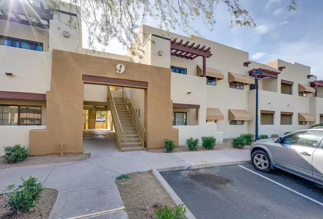 MLS: 6024696 Condo For Sale