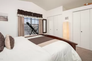 Photo #5: 6024783 Listing