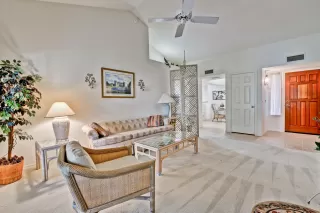 Photo #5: 6025081 Listing 