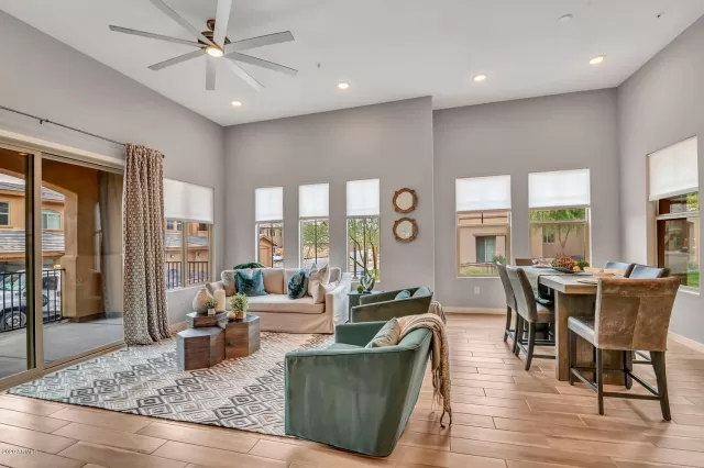 MLS: 6025126 Condo For Sale