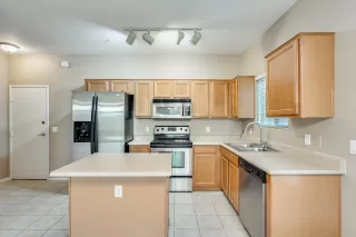 Photo #1: 6025490 Listing 