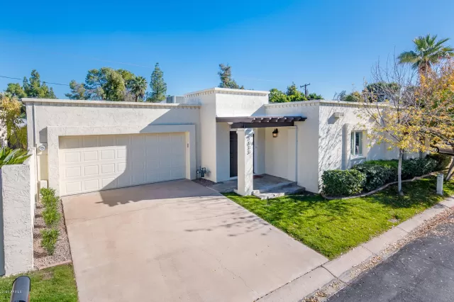 MLS: 6025594 Condo For Sale