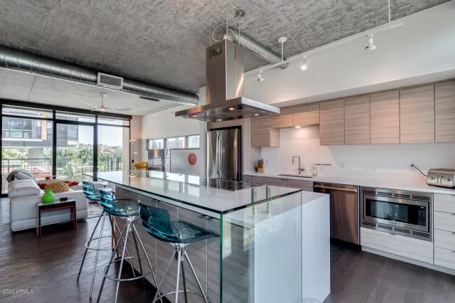 MLS: 6025741 Condo For Sale