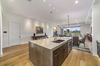 Photo #6: 6026017 Listing 