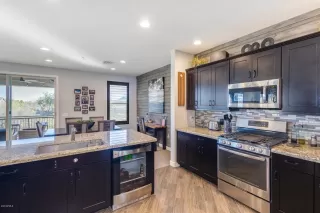 Photo #5: 6026048 Listing 