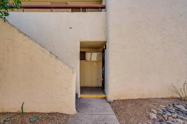 MLS: 6026398 Condo For Sale