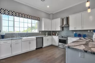 Photo #1: 6026424 Listing