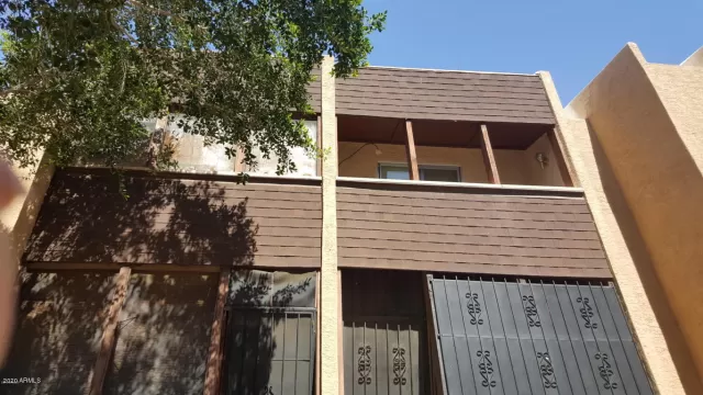 MLS: 6026448 Condo For Sale