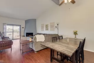 Photo #2: 6026942 Listing