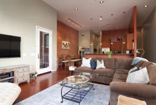 Photo #1: 6027046 Listing 