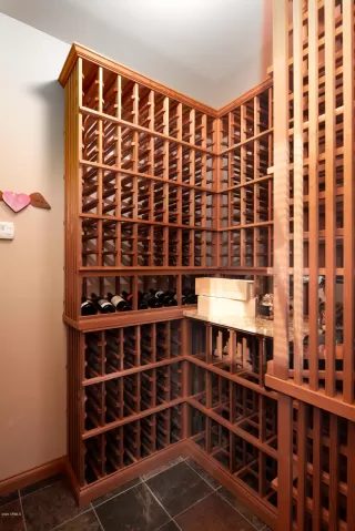 Photo #3: 6027046 Listing 