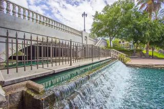 Photo #5: 6027149 Listing