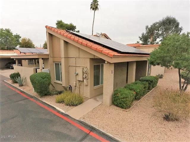 MLS: 6027190 Condo For Sale