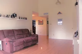 Photo #5: 6027190 Listing