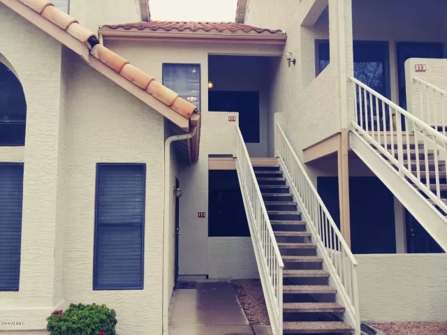 MLS: 6027277 Condo For Sale