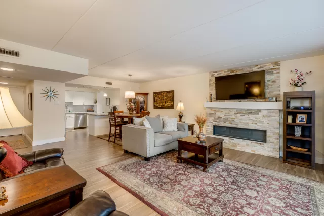 MLS: 6027442 Condo For Sale