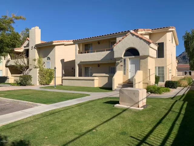 MLS: 6027537 Condo For Sale