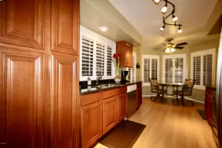 Photo #5: 6027596 Listing 