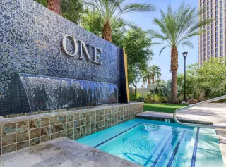 Photo #1: 6028108 Listing 