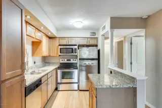 Photo #2: 6028223 Listing