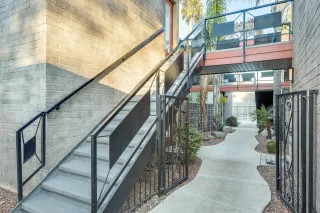 Photo #4: 6028223 Listing