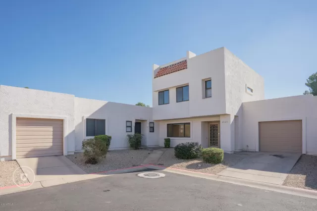 MLS: 6028263 Condo For Sale