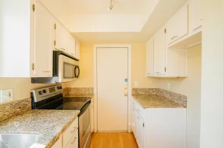 Photo #6: 6028263 Listing