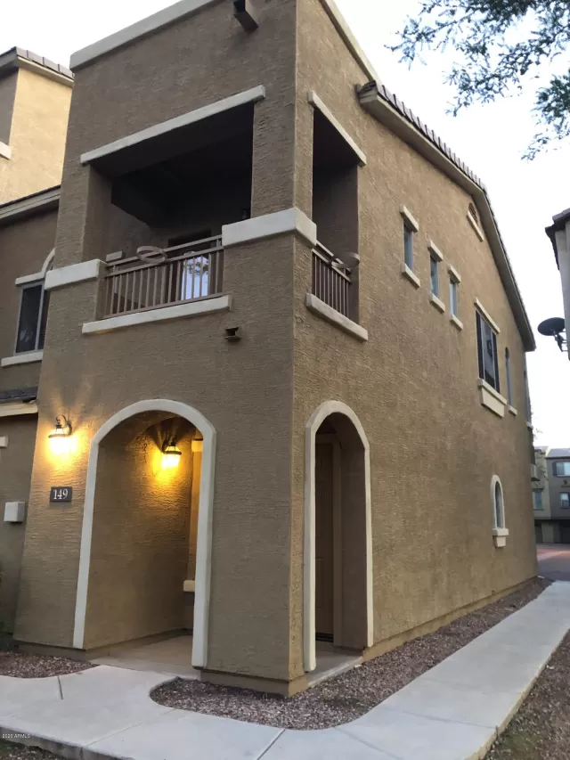 MLS: 6028681 Condo For Sale