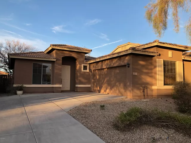 MLS: 6028728 Condo For Sale